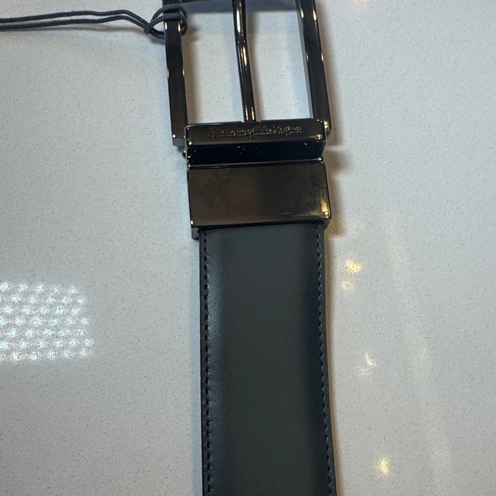 Ermenegildo Zegna Reversible Leather Belt Black & Grey Silver Buckle NWT - Picture 3 of 8